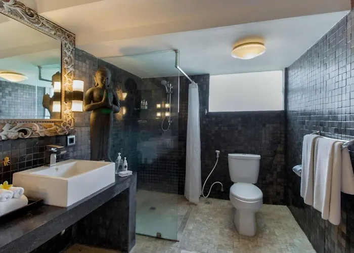 Rama Sita - 100m From Eat Street, 3br