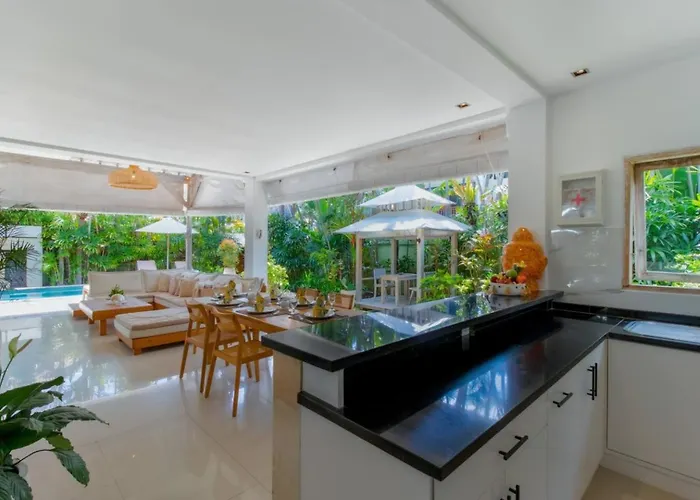 Rama Sita - 100m From Eat Street, 3br Villa *