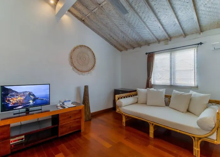 Rama Sita - 100m From Eat Street, 3br
