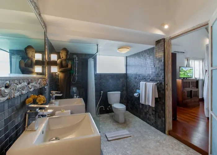 Rama Sita - 100m From Eat Street, 3br