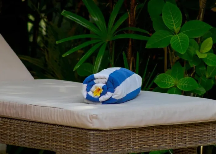 Villa Rama Sita - 100m From Eat Street, 3br
